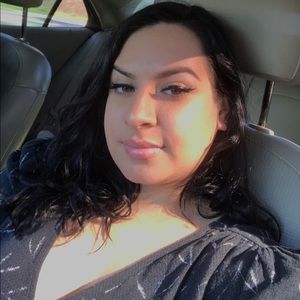 Meet your Posher, Alexandra